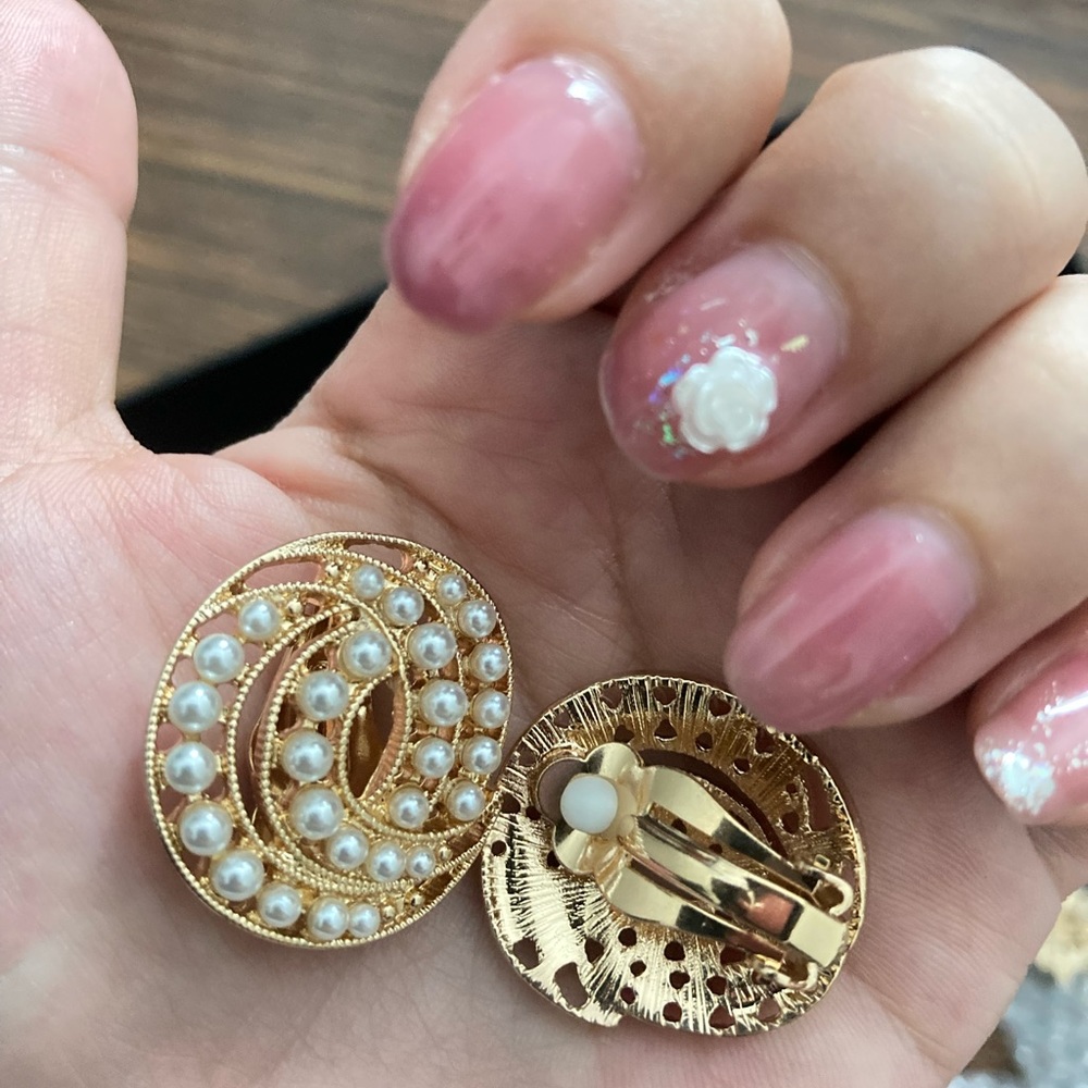vintage style clip on earring